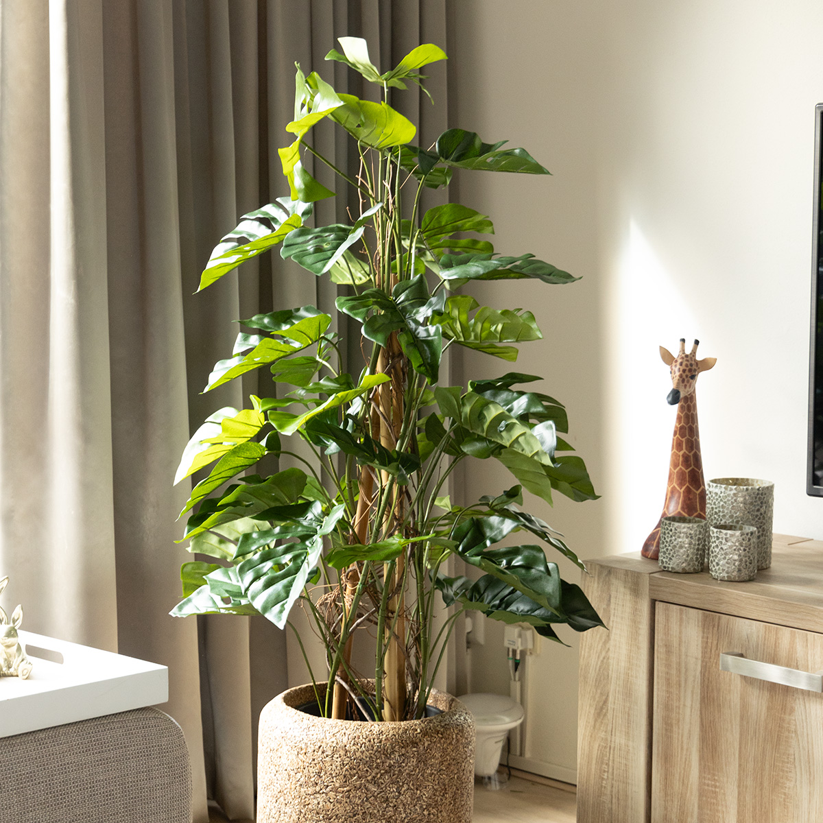 Monstera kunstplant Deluxe klimplant 120cm 1 Monstera kunstplant Deluxe klimplant 120cm